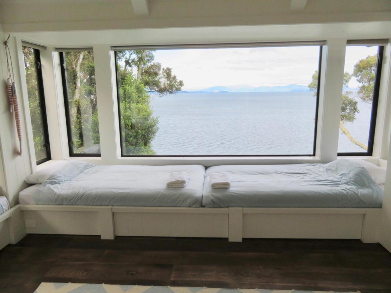 The Point Luxury Villa Lago Lago Taupo Exterior foto